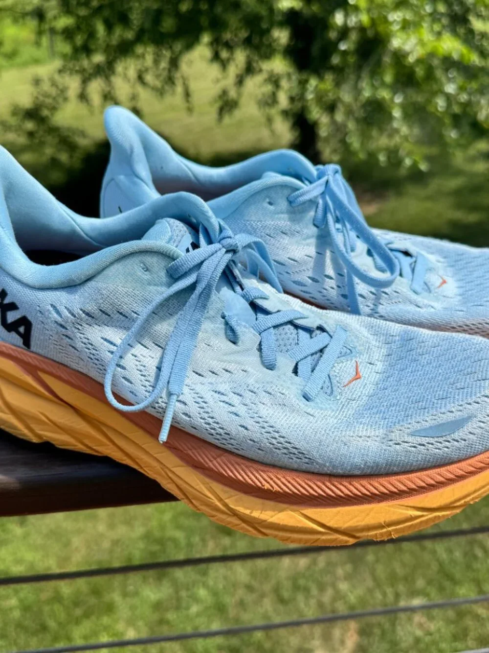Womens Hoka Clifton 8 Size 10B